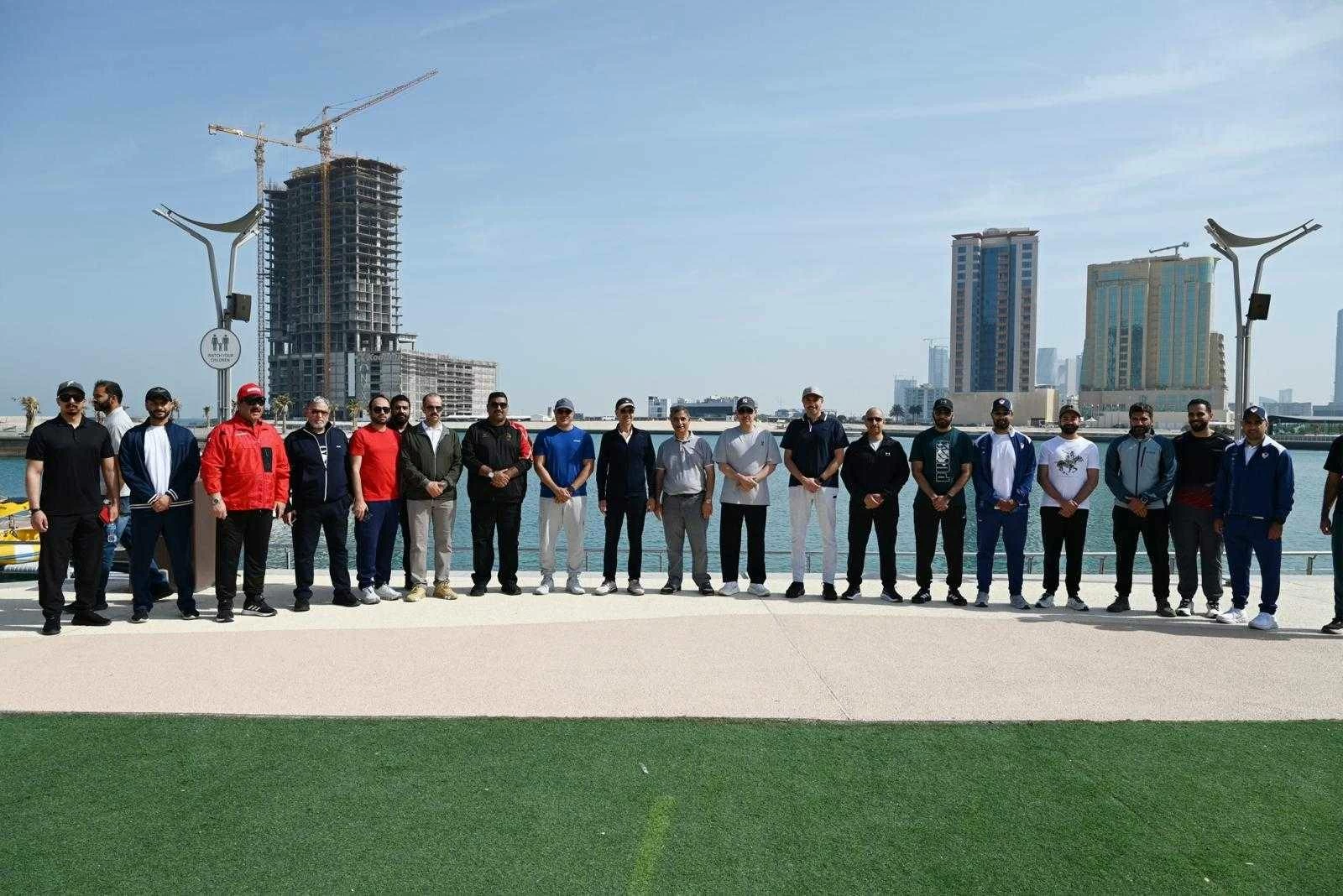 "الجنسية والجوازات" تحتفي باليوم الرياضي لمملكة البحرين من خلال تنظيم فعالية رياضية لموظفيها