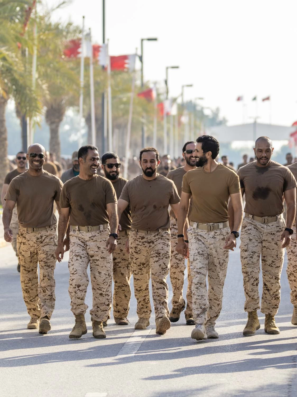 ناصر بن حمد يفتتح مضمار الروضة بالحرس الملكي