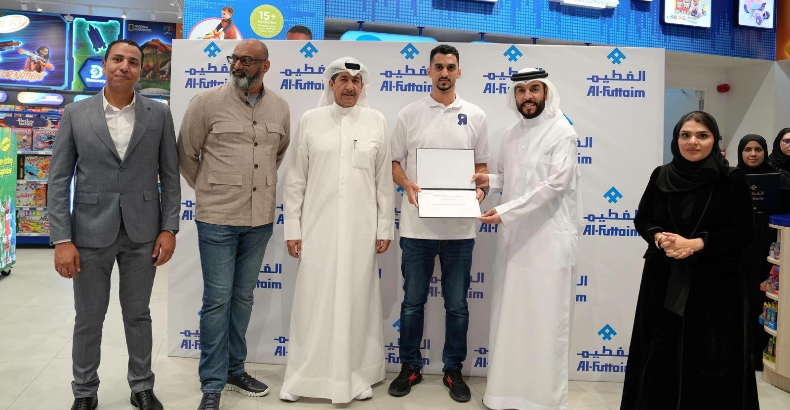 الوكيل المساعد للرقابة والموارد يفتتح الفرع الجديد لـ&laquo;تويز آر إس&raquo; في مجمع مراسي البحرين