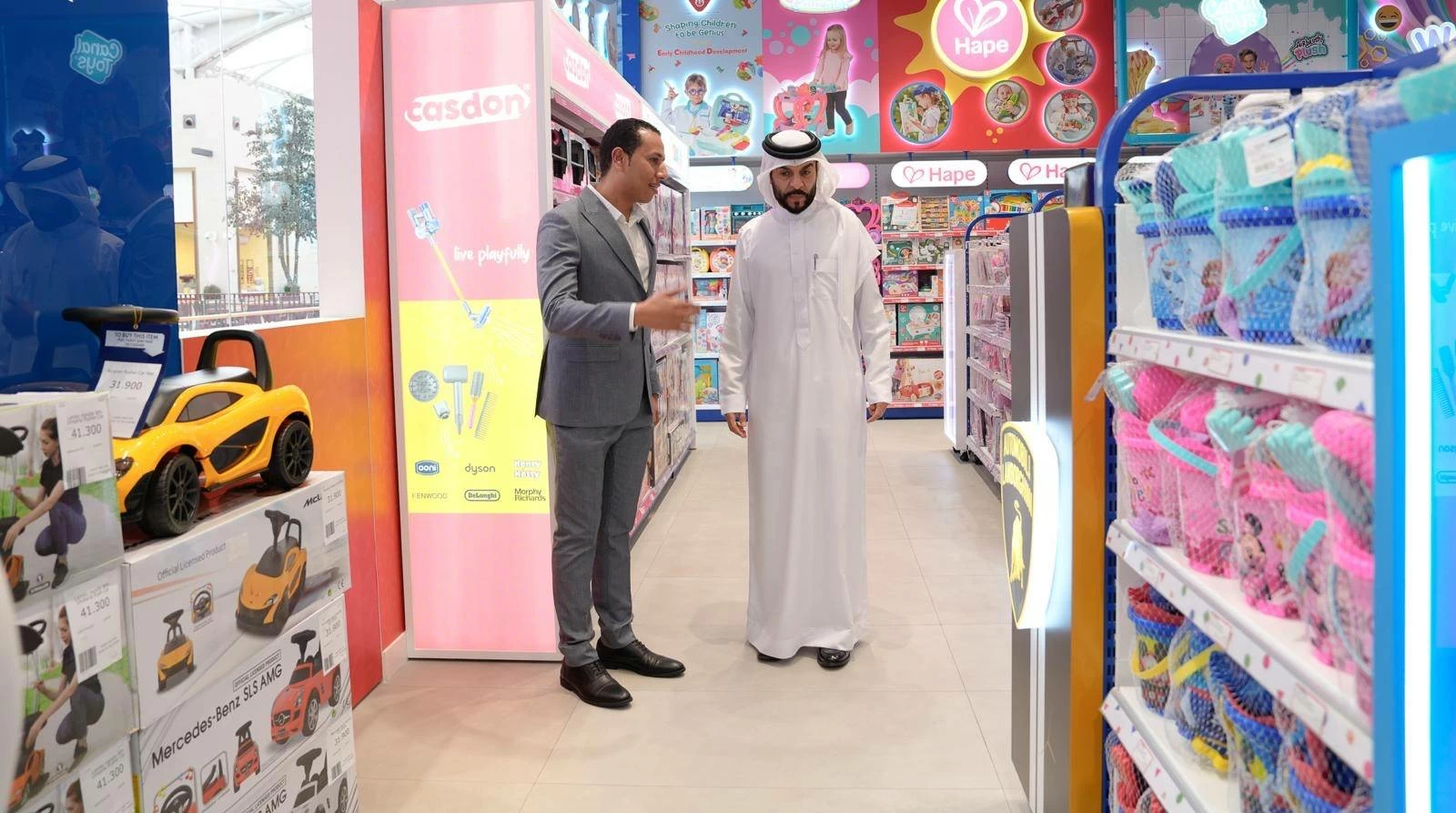 الوكيل المساعد للرقابة والموارد يفتتح الفرع الجديد لـ&laquo;تويز آر إس&raquo; في مجمع مراسي البحرين