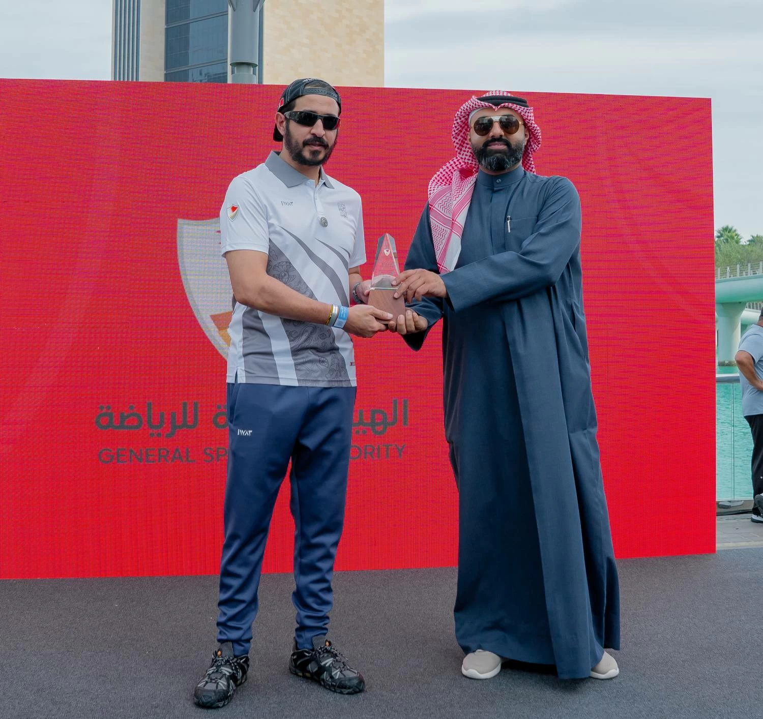 خالد بن حمد يرعى فعالية يوم البحرين الرياضي بخليج البحرين