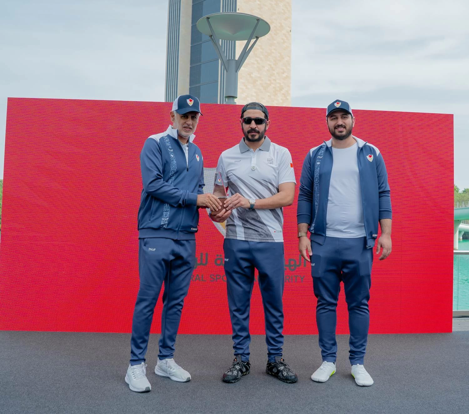 خالد بن حمد يرعى فعالية يوم البحرين الرياضي بخليج البحرين