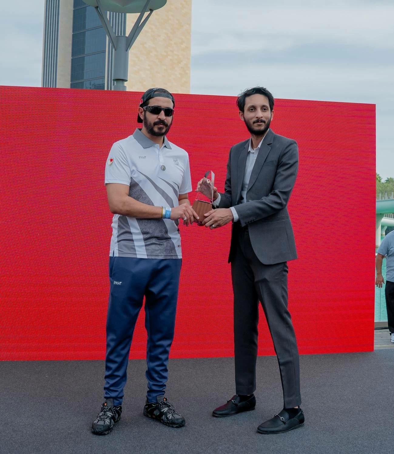 خالد بن حمد يرعى فعالية يوم البحرين الرياضي بخليج البحرين