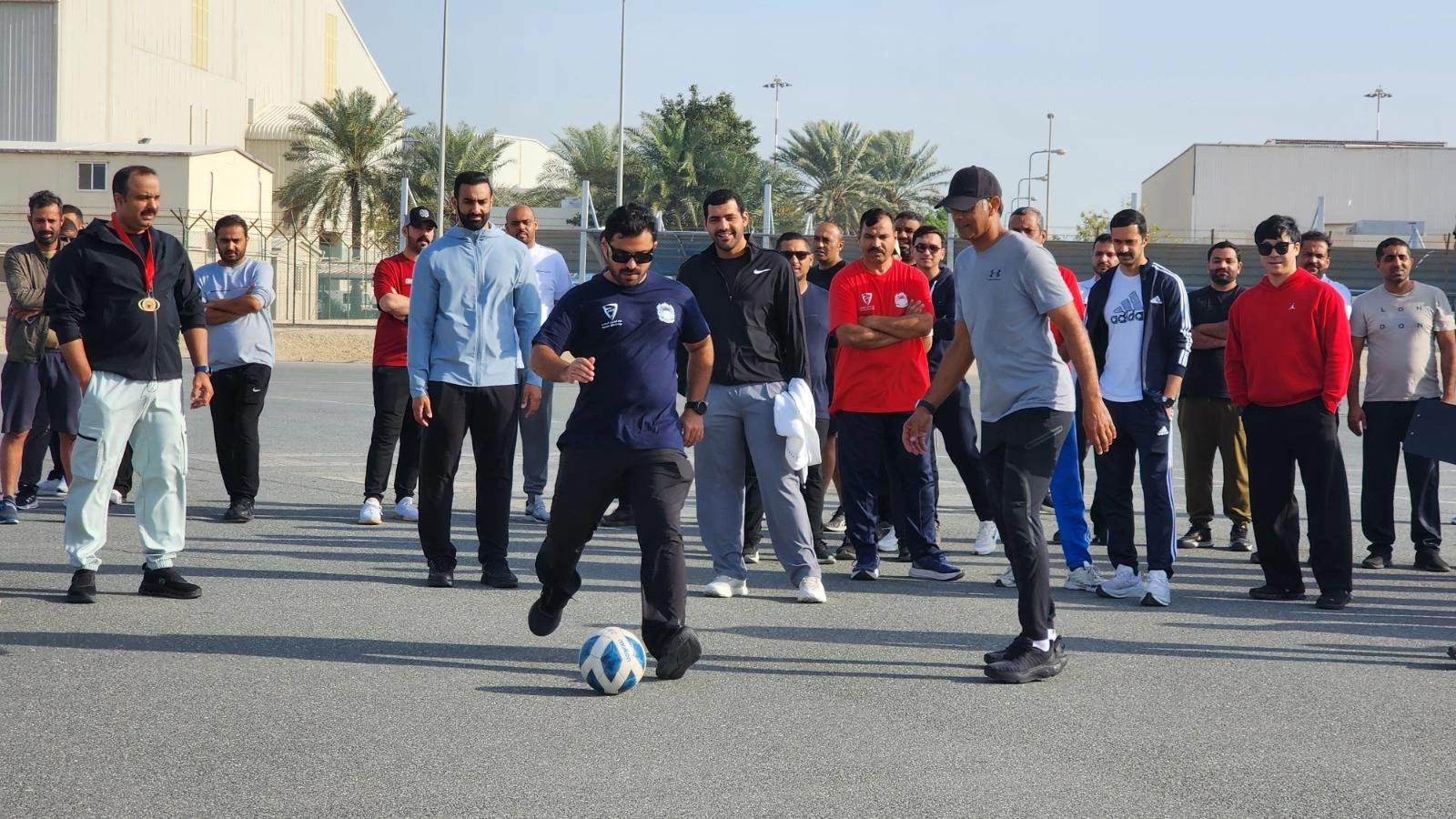 إدارات وزارة الداخلية تشارك في فعاليات اليوم الرياضي 2026