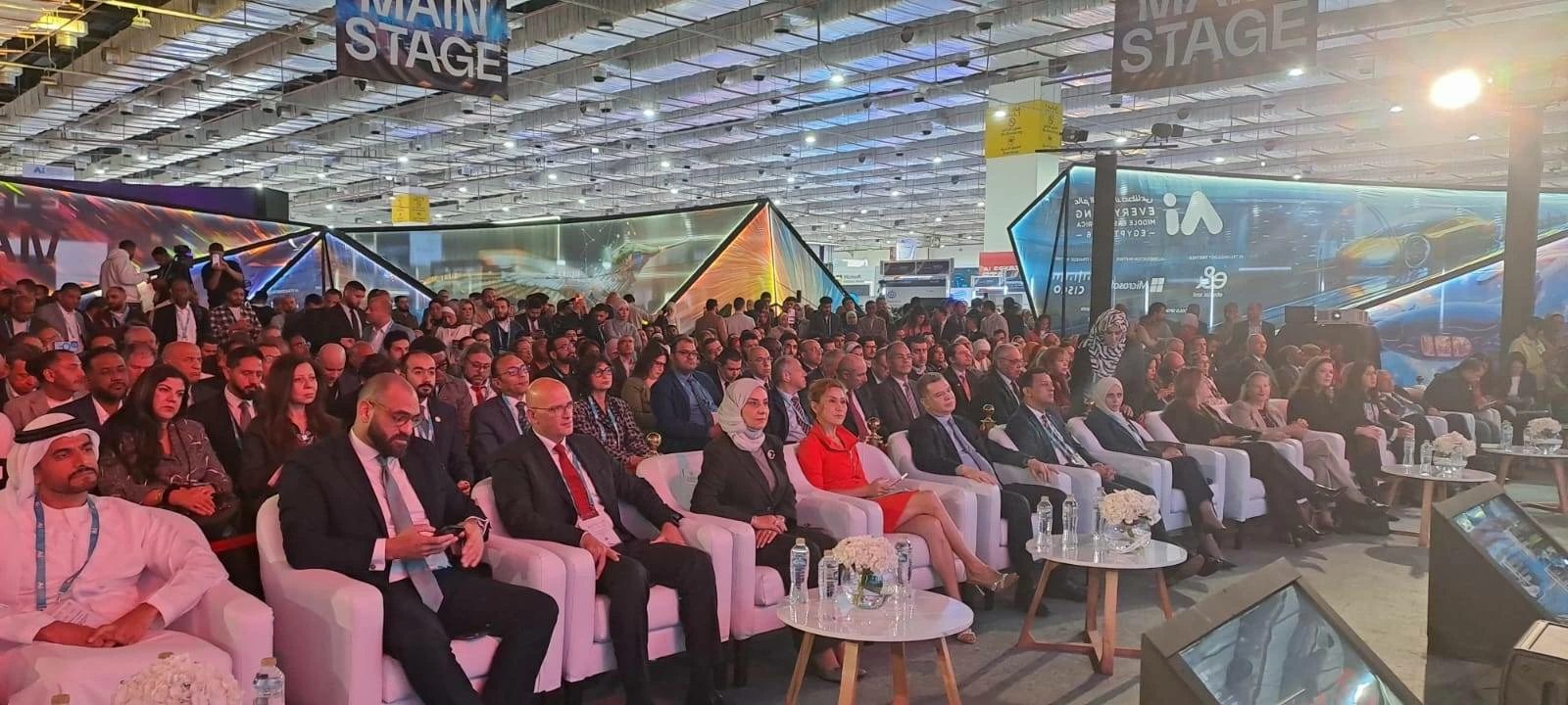 سفيرة البحرين لدى مصر تحضر حفل افتتاح معرض ومؤتمر "AI Everything Egypt 2026"