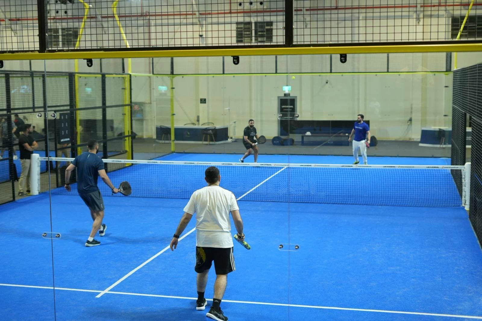 وزارة شؤون الكهرباء والماء وهيئة الكهرباء والماء تنظمان فعاليات اليوم الرياضي لمملكة البحرين