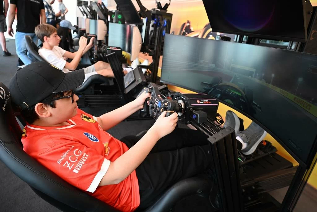 لوكلير يضع فيراري في الصدارة في ثاني أيام التجارب الشتوية بحلبة البحرين الدولية