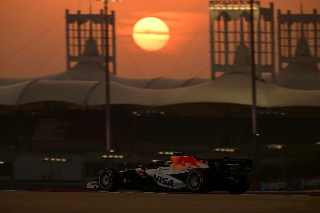 لوكلير يضع فيراري في الصدارة في ثاني أيام التجارب الشتوية بحلبة البحرين الدولية