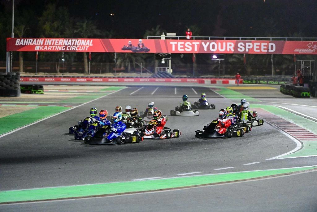 تواصل الإثارة على مضمار حلبة البحرين الدولية للكارتنج