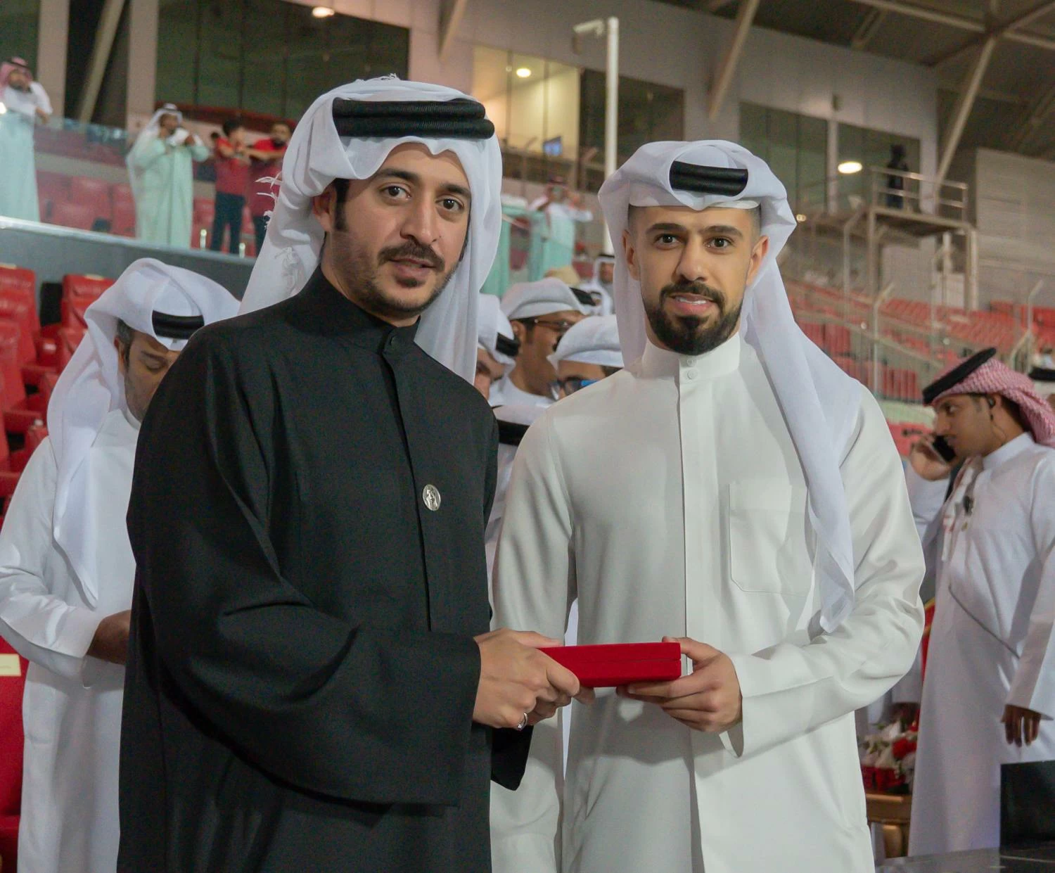 خالد بن حمد يتوج الرفاع بطلا لكأس سموه لكرة القدم بعد فوزه على المحرق