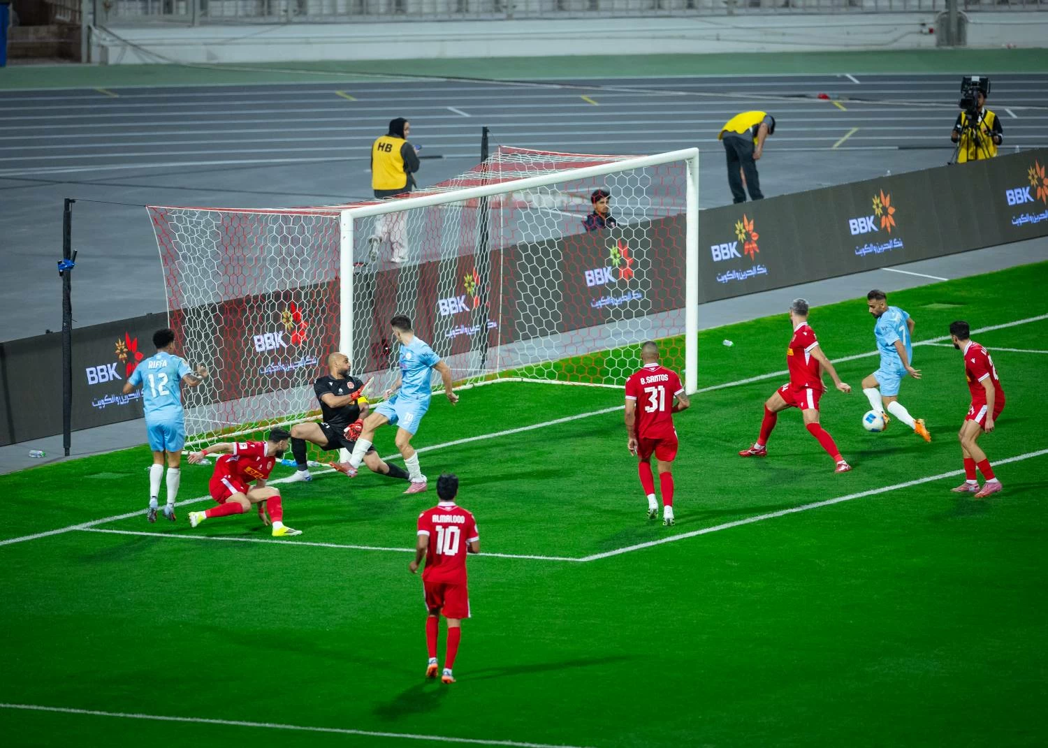 خالد بن حمد يتوج الرفاع بطلا لكأس سموه لكرة القدم بعد فوزه على المحرق