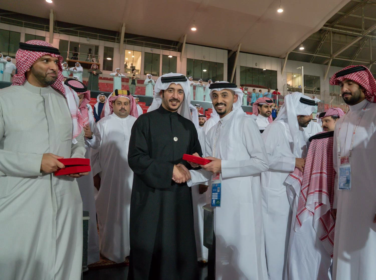 خالد بن حمد يتوج الرفاع بطلا لكأس سموه لكرة القدم بعد فوزه على المحرق