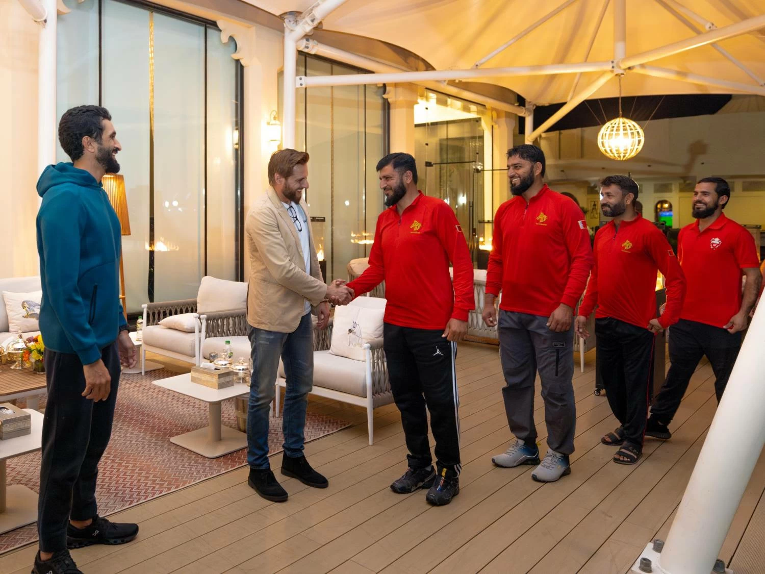 ناصر بن حمد يستقبل النجم الدولي شاهد أفريدي ويؤكد: ماضون في تطوير رياضة الكريكت في مملكة البحرين