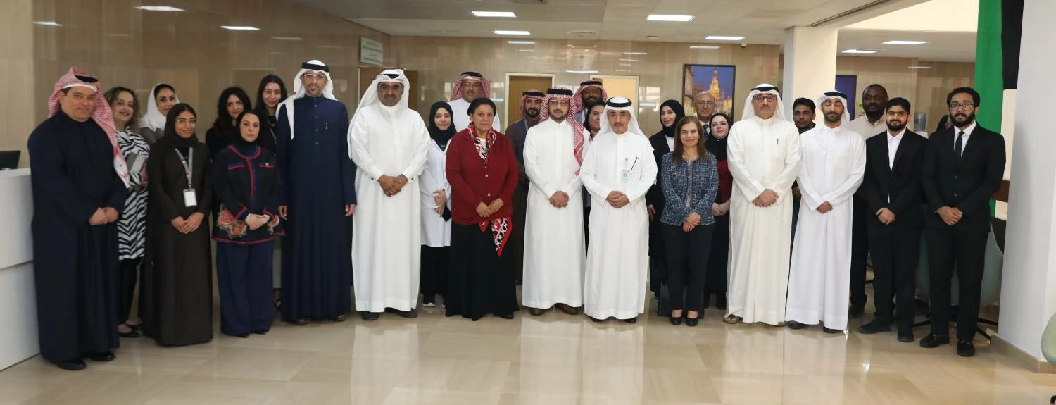 بدء عمليات فلق المحار  بجامعة الخليج العربي ضمن دراسة وطنية لتقييم أثر التغير المناخي على محار اللؤلؤ والأعشاب البحرية في البحرين