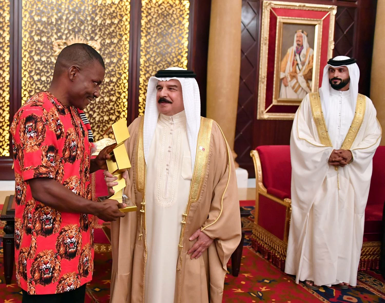 جائزة الملك حمد لتمكين الشباب.. رؤية ملكية تعيد صياغة دور الشباب في التنمية العالمية