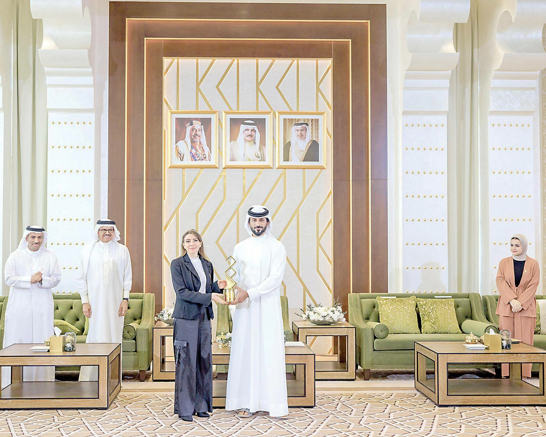 جائزة الملك حمد لتمكين الشباب.. رؤية ملكية تعيد صياغة دور الشباب في التنمية العالمية