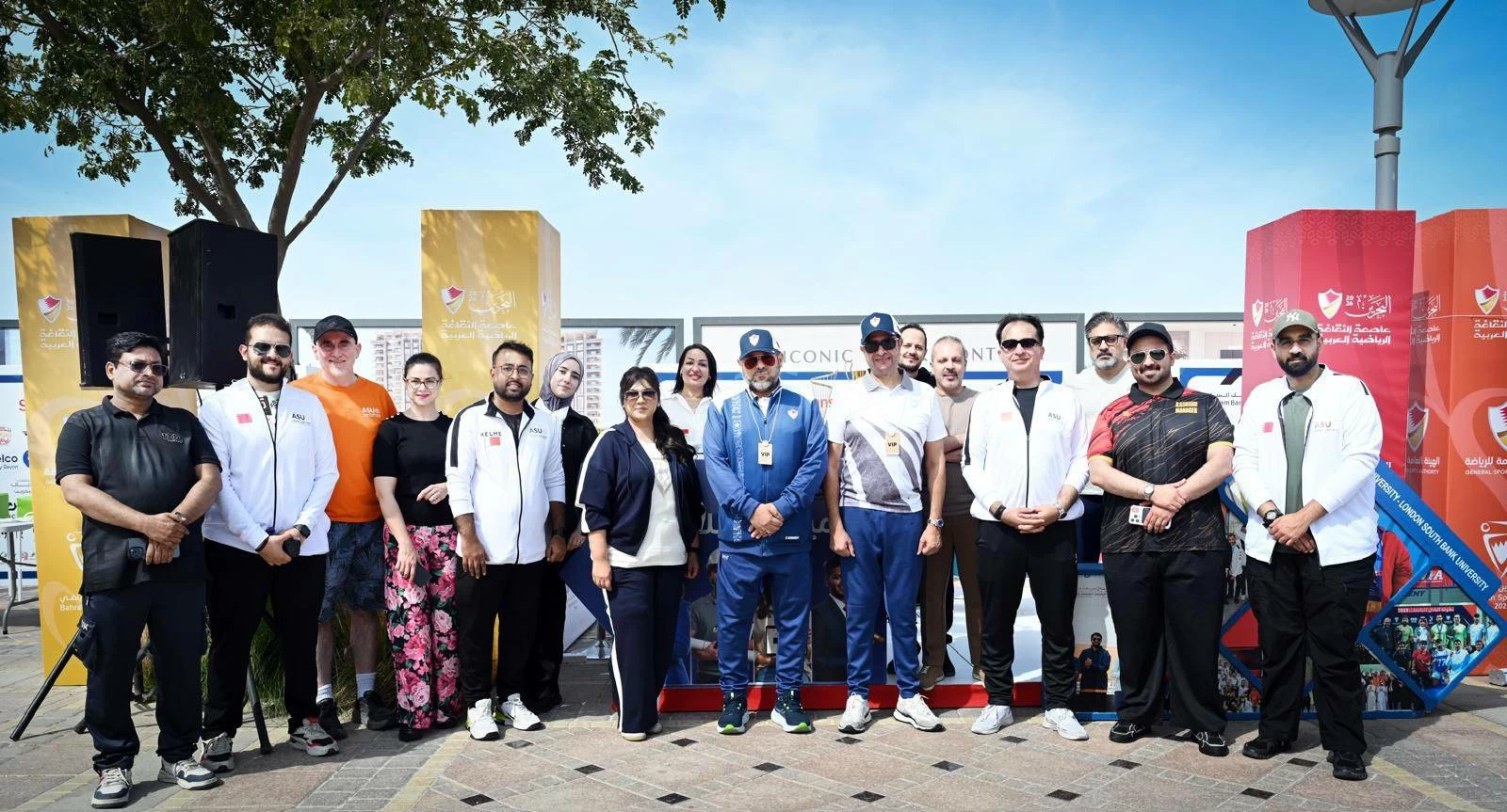 حياة جامعية نابضة بالحيوية: جامعة العلوم التطبيقية تشارك في يوم البحرين الرياضي