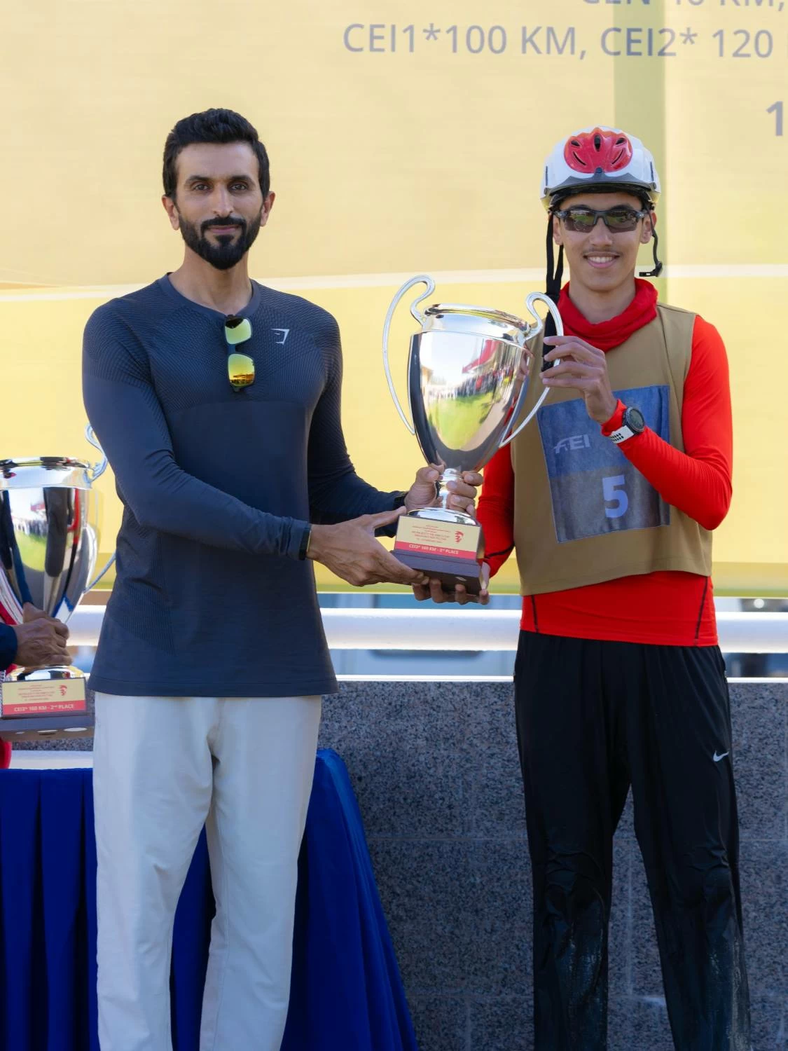 ناصر بن حمد يشهد ختام مهرجان كأس جلالة الملك المعظم لسباق القدرة