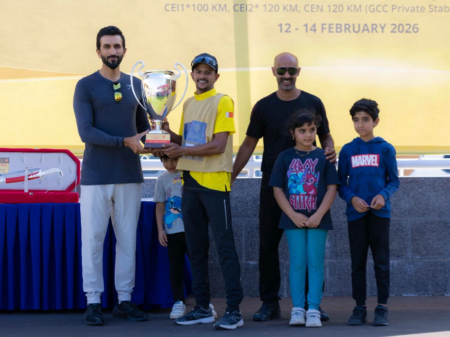 ناصر بن حمد يشهد ختام مهرجان كأس جلالة الملك المعظم لسباق القدرة