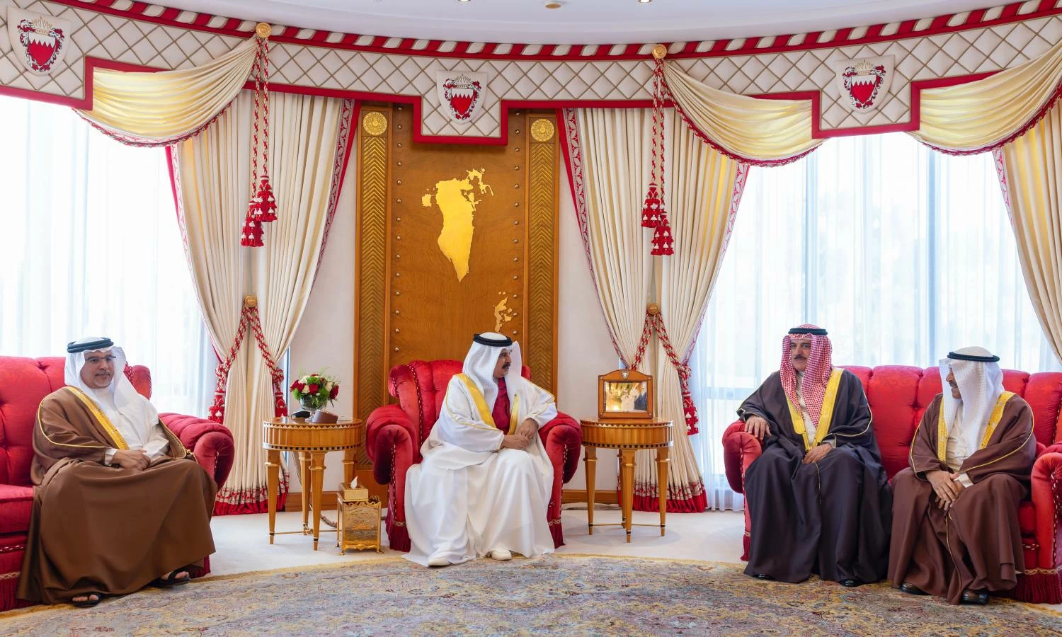 الملك يستقبل رئيسي &laquo;الشورى&raquo; و&laquo;النواب&raquo; ونائب رئيس &laquo;الأعلى للقضاء&raquo; رئيس محكمة التمييز