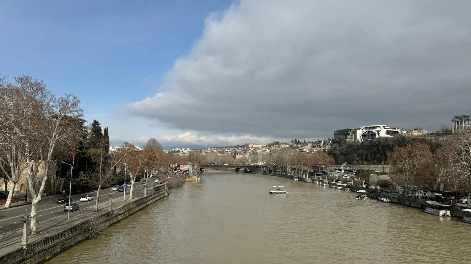 تجربة مذهلة للسياحة العائلية جورجيا.. سحر جبال القوقاز والتاريخ والثقافة