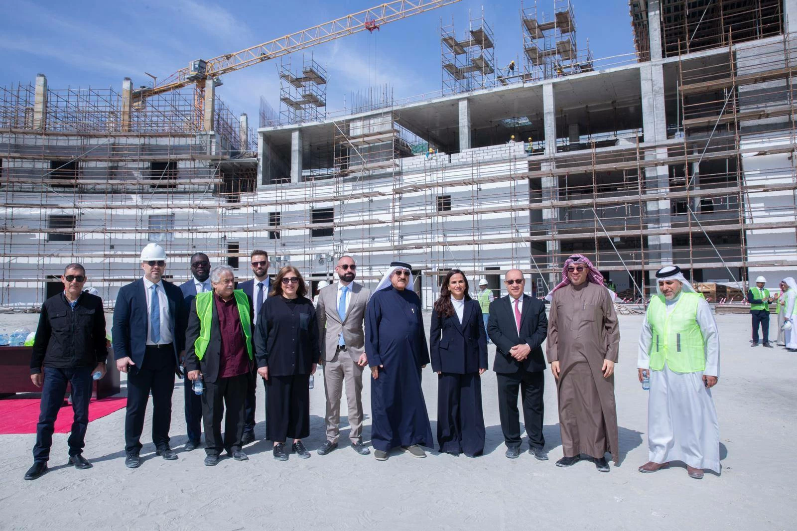 الجامعة الأهلية تدشّن أكبر مشروع للطاقة الشمسية في مدينة سلمان