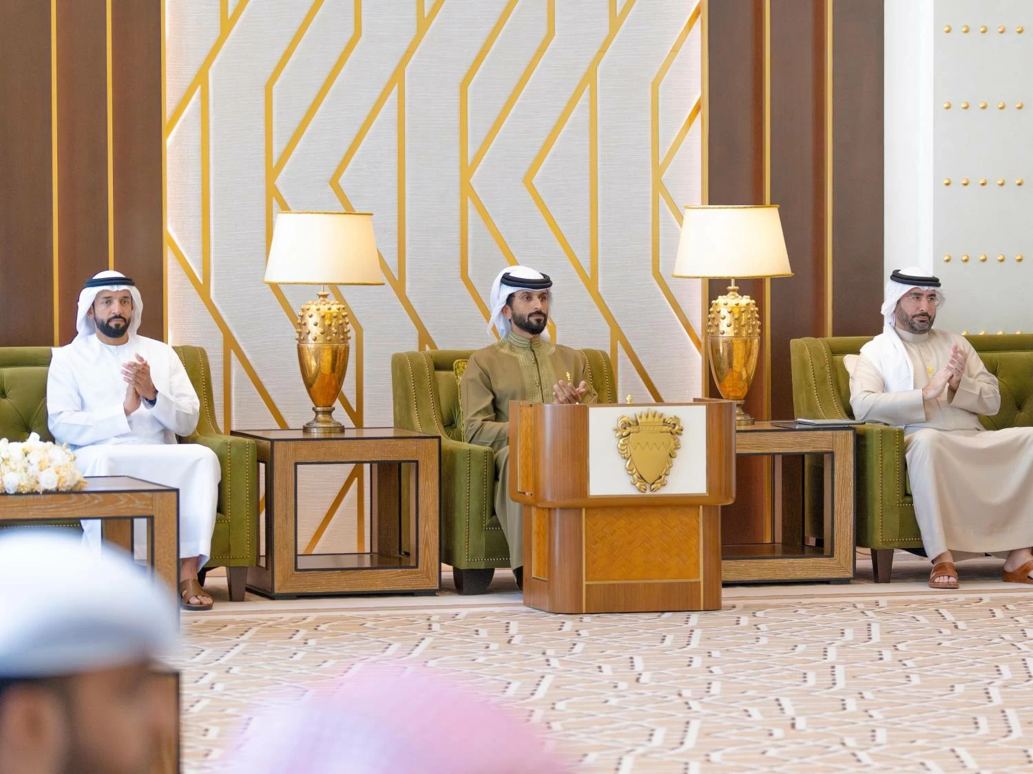 ناصر بن حمد يكرم الفائزين في النسخة الخامسة من جائزة الملك حمد لتمكين الشباب لتحقيق أهداف التنمية المستدامة