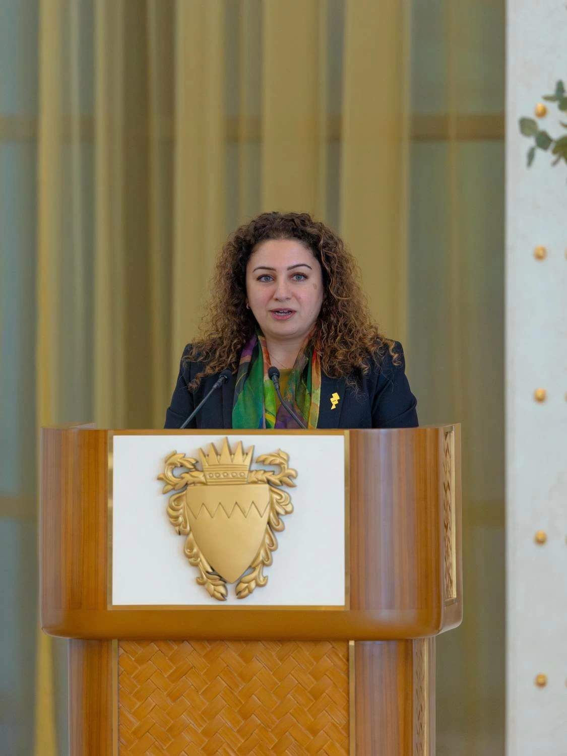 ناصر بن حمد يكرم الفائزين في النسخة الخامسة من جائزة الملك حمد لتمكين الشباب لتحقيق أهداف التنمية المستدامة