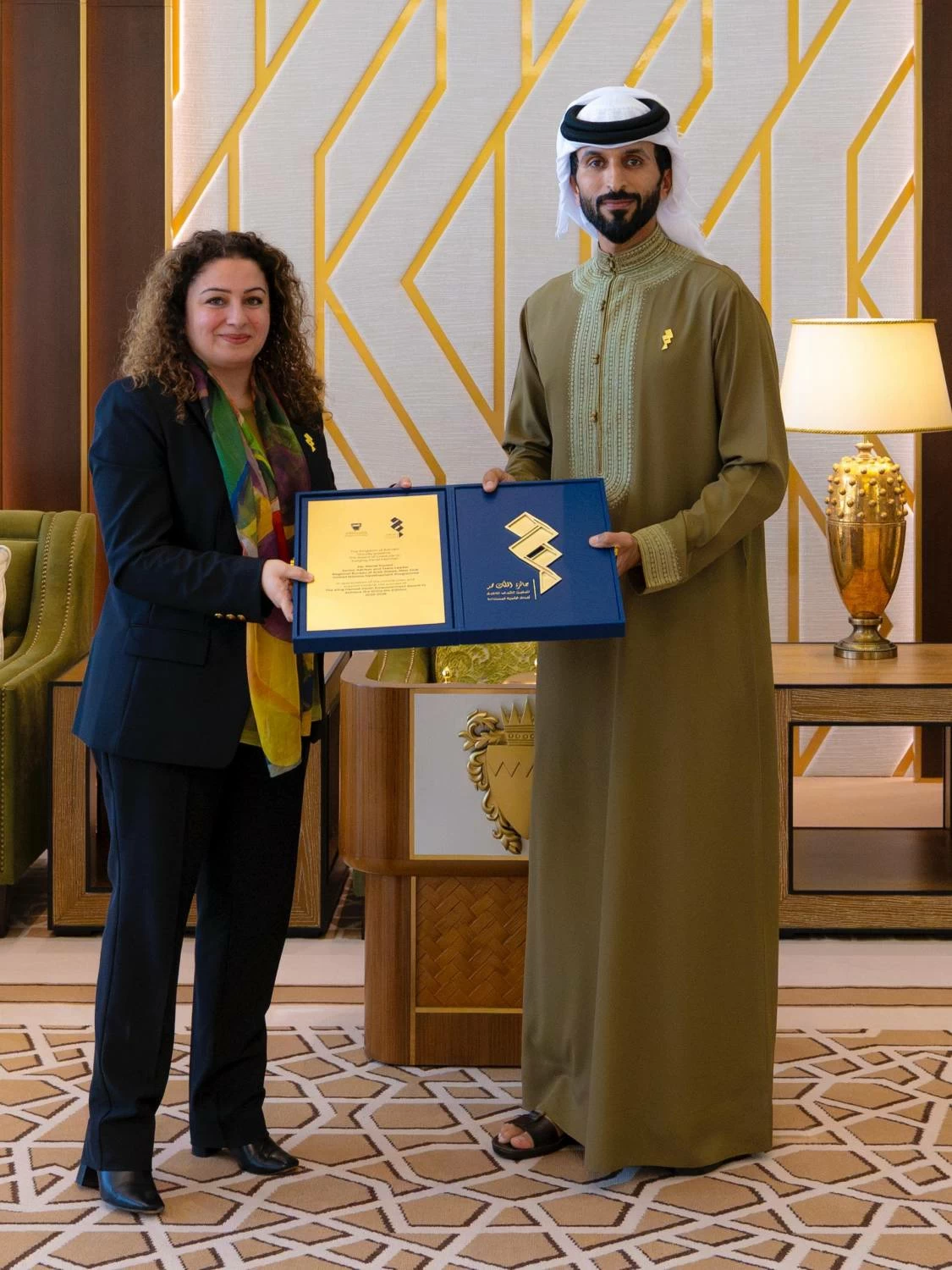 ناصر بن حمد يكرم الفائزين في النسخة الخامسة من جائزة الملك حمد لتمكين الشباب لتحقيق أهداف التنمية المستدامة