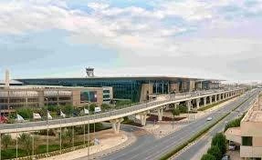 &laquo;المواصلات&raquo; توقع خطاب نوايا لإطلاق خط هليكوبتر مباشر بين البحرين والدمام قريباً