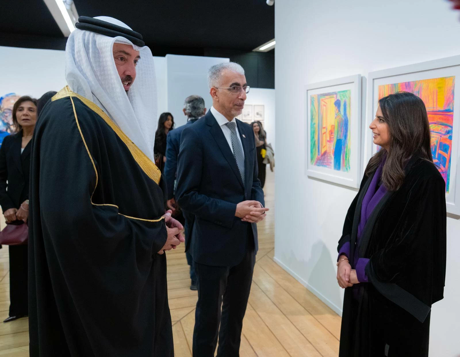 محمد بن سلمان يفتتح معرض البحرين السنوي للفنون التشكيلية الـ 52