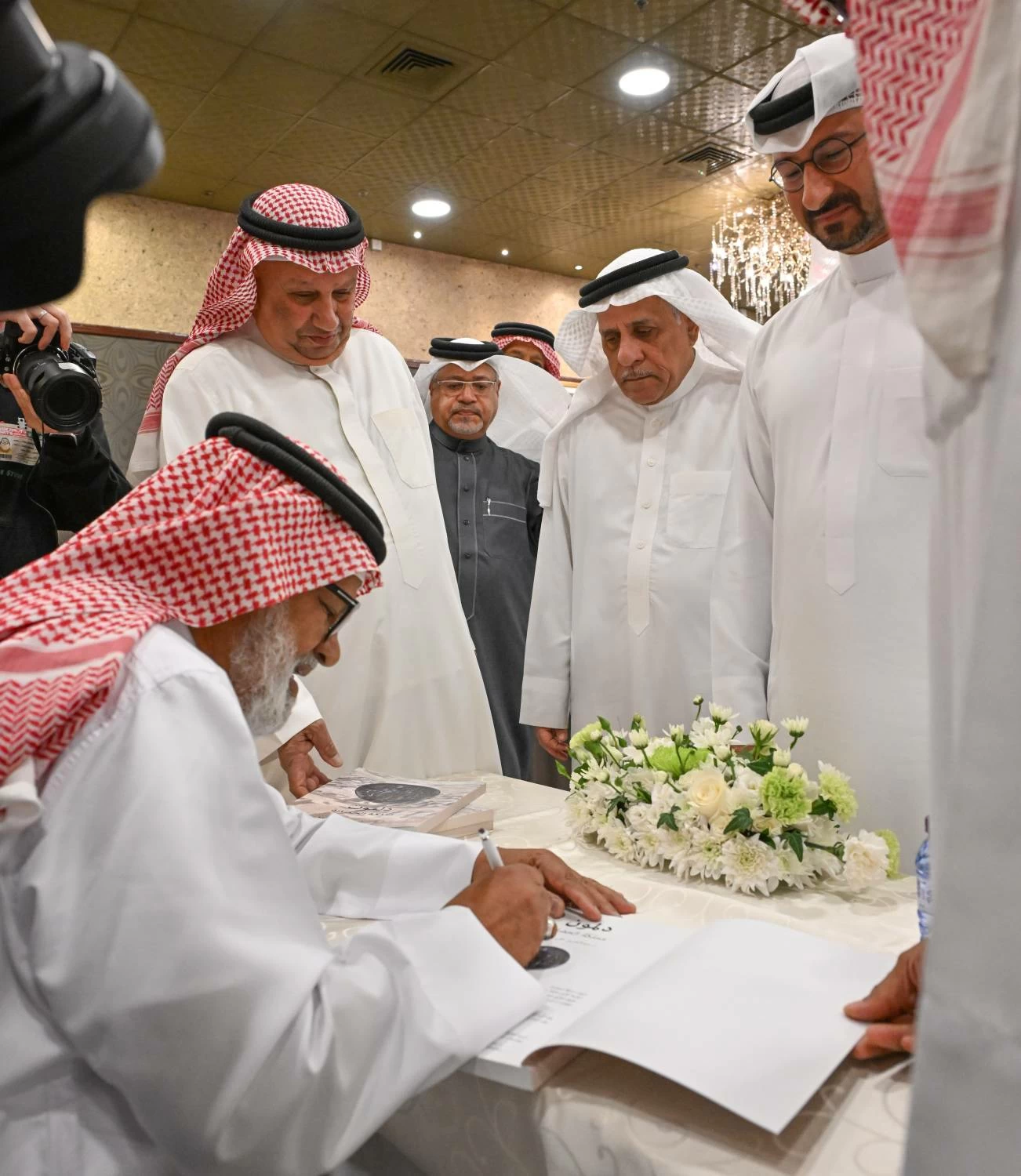 تدشين كتاب &laquo;دلمون مملكة الحضارة&raquo; للدكتور عبدالعزيز صويلح