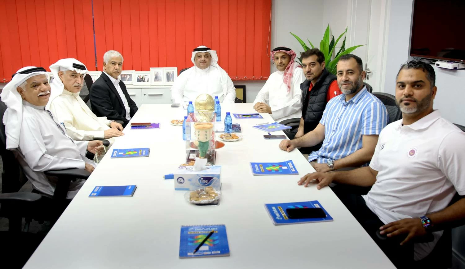 رئيس اتحاد اليد يلتقي مجلس إدارة نادي باربار