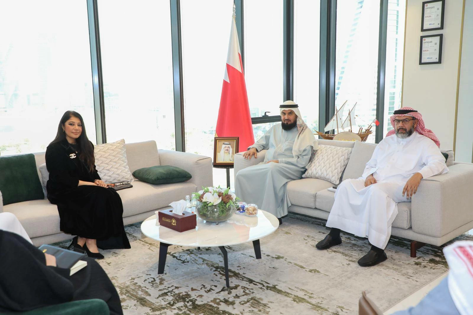 مريم الظاعن تبحث مع &laquo;الأوقاف السنية&raquo; احتياجات المساجد وصالة مناسبات مدينة عيسى