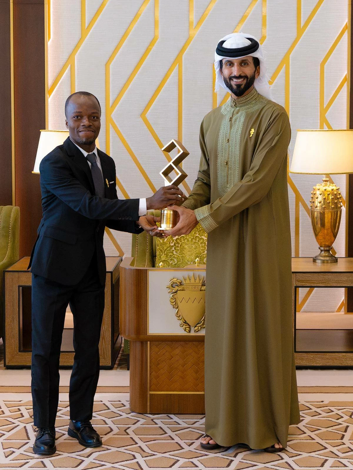 الفائزون بجائزة الملك حمد لتمكين الشباب: الجائزة نقطة تحوّل تلهم الشباب وتقود مبادرات مستدامة