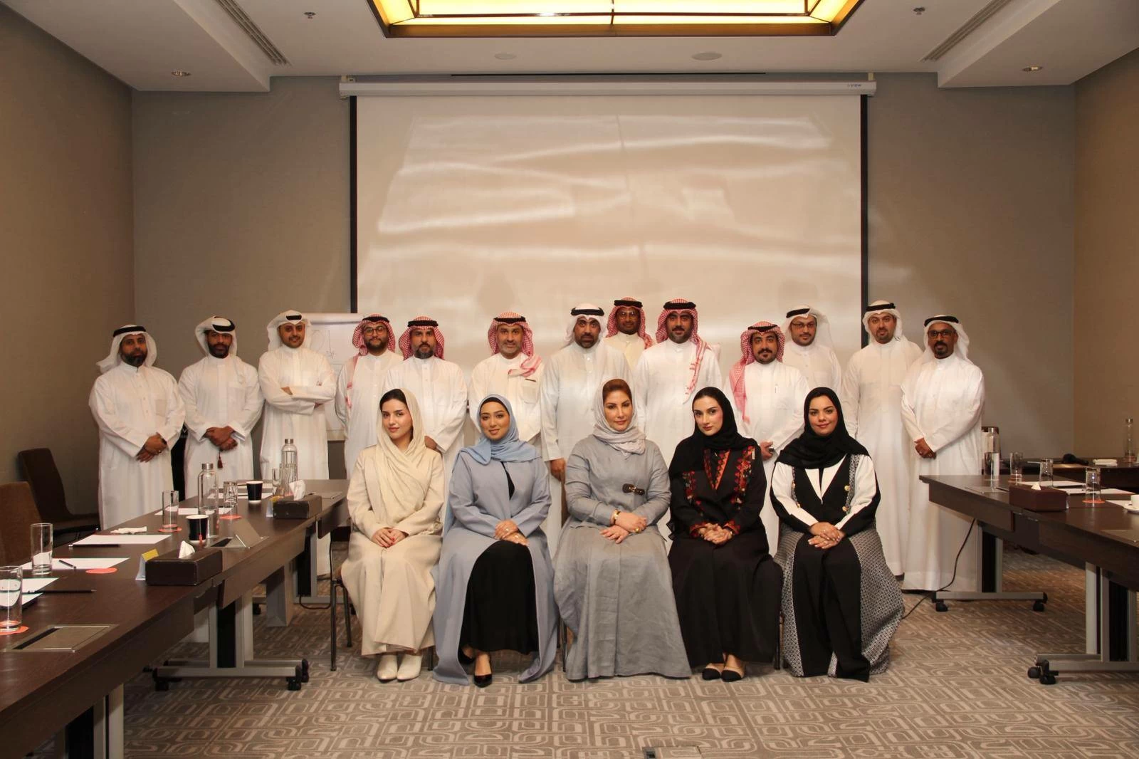 موظفو الأمانة العامة بالنواب يشاركون في ورشة عمل بعنوان: &laquo;التخطيط الإداري&raquo;