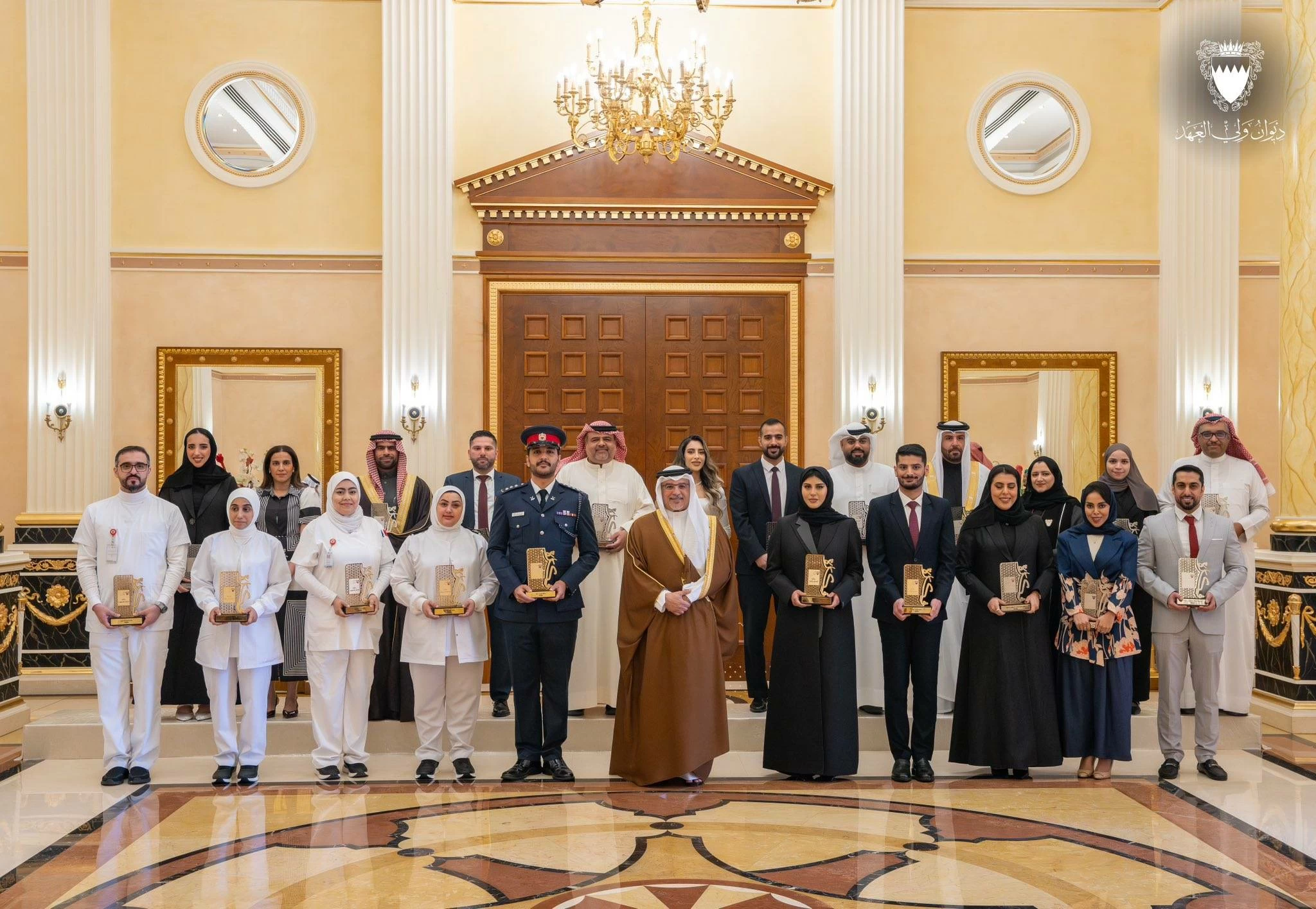 ولي العهد رئيس الوزراء يلتقي أصحاب الأفكار الـ12 المتأهلة للمرحلة النهائية من &laquo;فكرة&raquo;