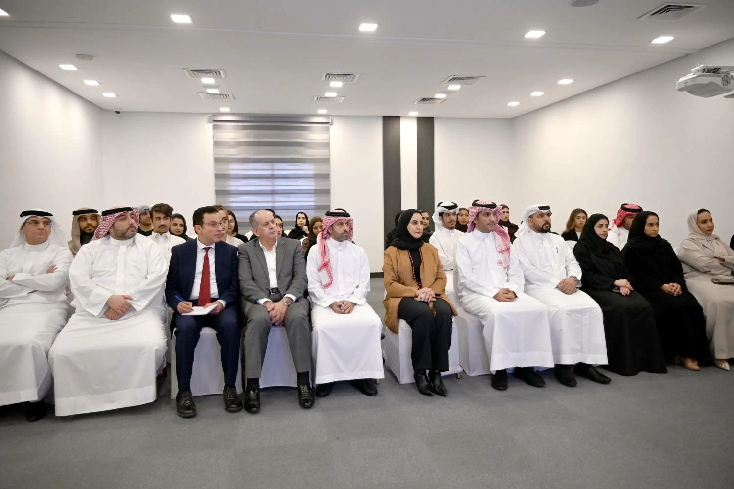 &laquo;التنمية السياسية&raquo; ينظم لقاءً بمناسبة الذكرى &laquo;25&raquo; لميثاق العمل الوطني