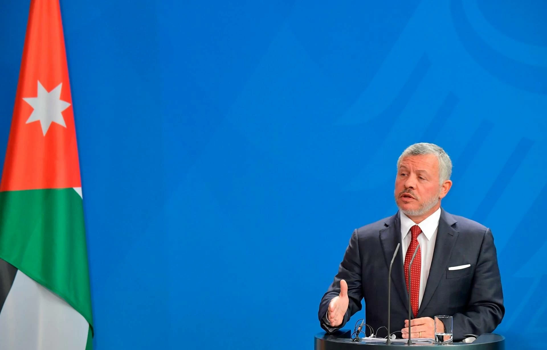 ملك الأردن: إجراءات إسرائيل في الضفة الغربية &laquo;تنذر بتفاقم الصراع&raquo;