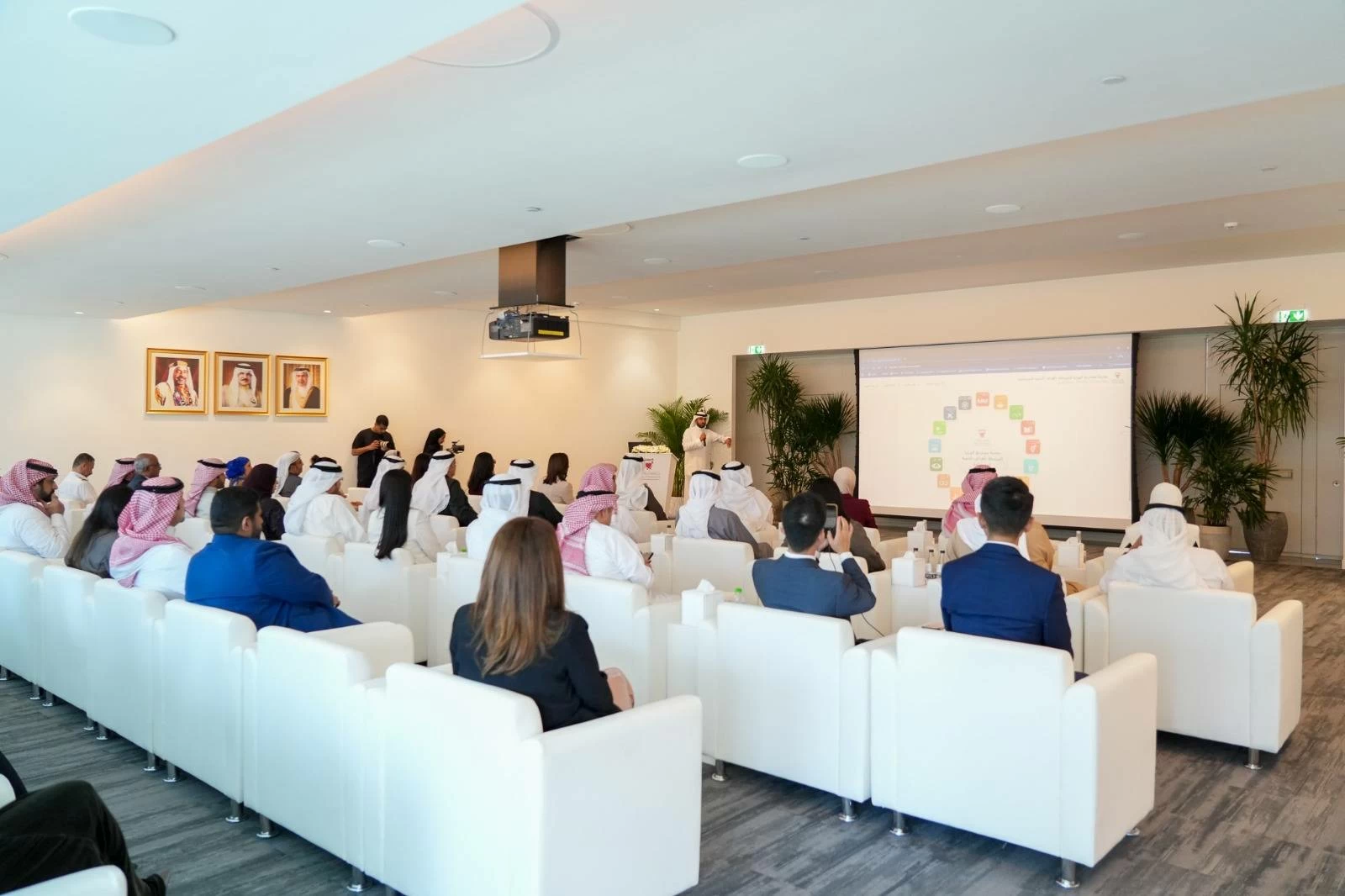 وزارة المواصلات والاتصالات تطلق حزمة من مبادراتها للاستدامة