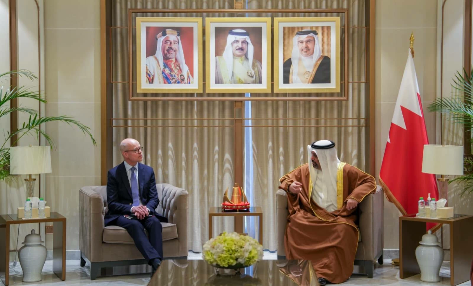 وزير المالية يستقبل المدير العام لمنظمة البكالوريا الدولية