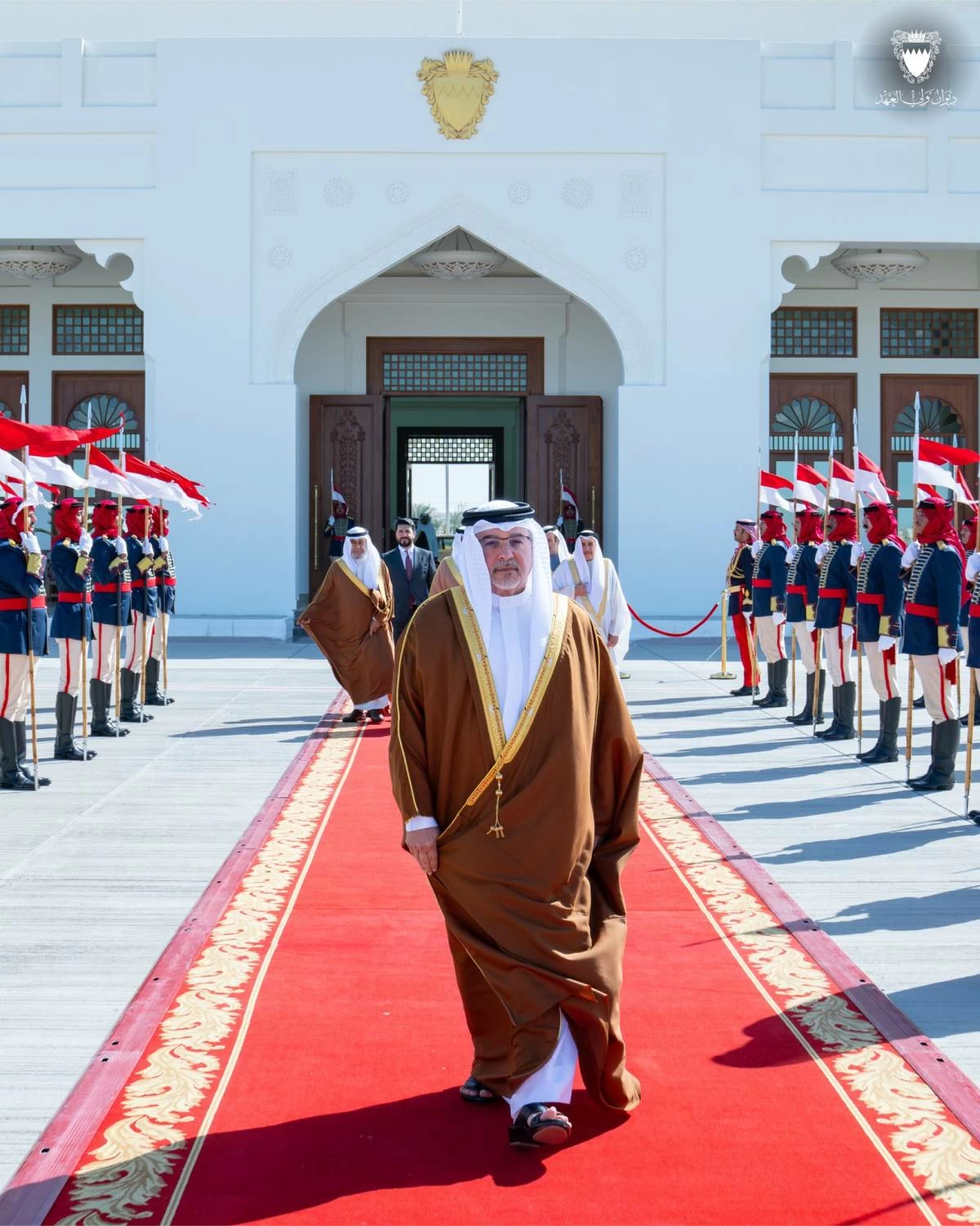 ولي العهد رئيس مجلس الوزراء يغادر أرض الوطن متوجهاً إلى قطر