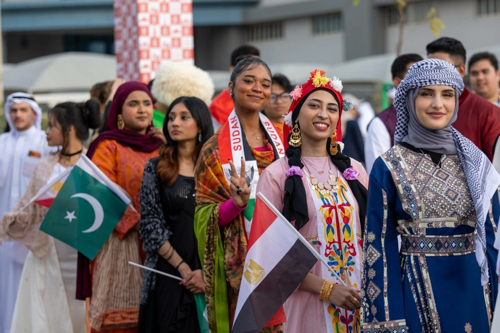 &laquo;البحرين للتكنولوجيا&raquo; تشهد إقبالاً جماهيرياً كثيفاً بـ &laquo;يوم الثقافات 2026&raquo;