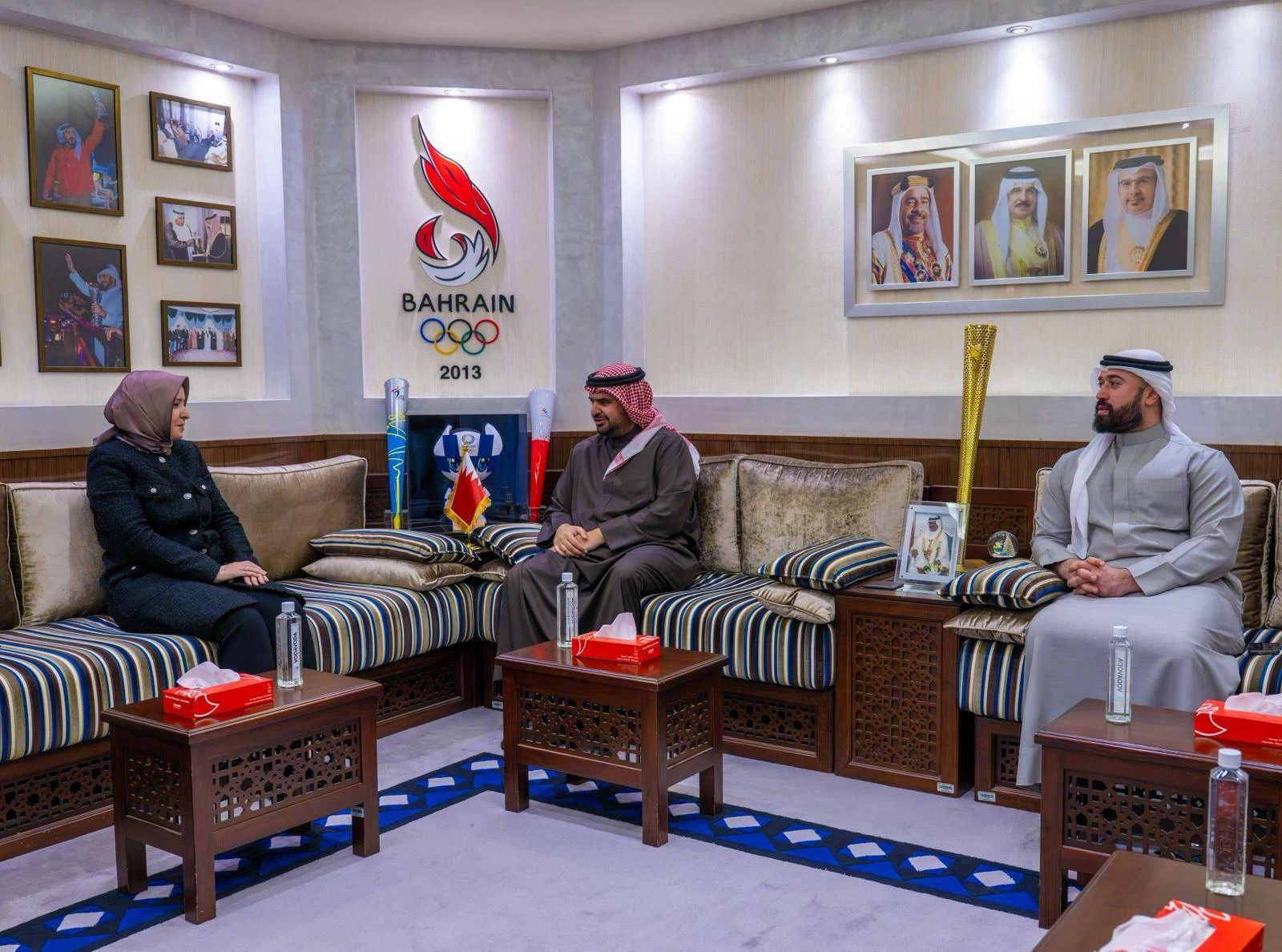 عيسى بن علي يستقبل سفيرة جمهورية تركيا لدى المملكة