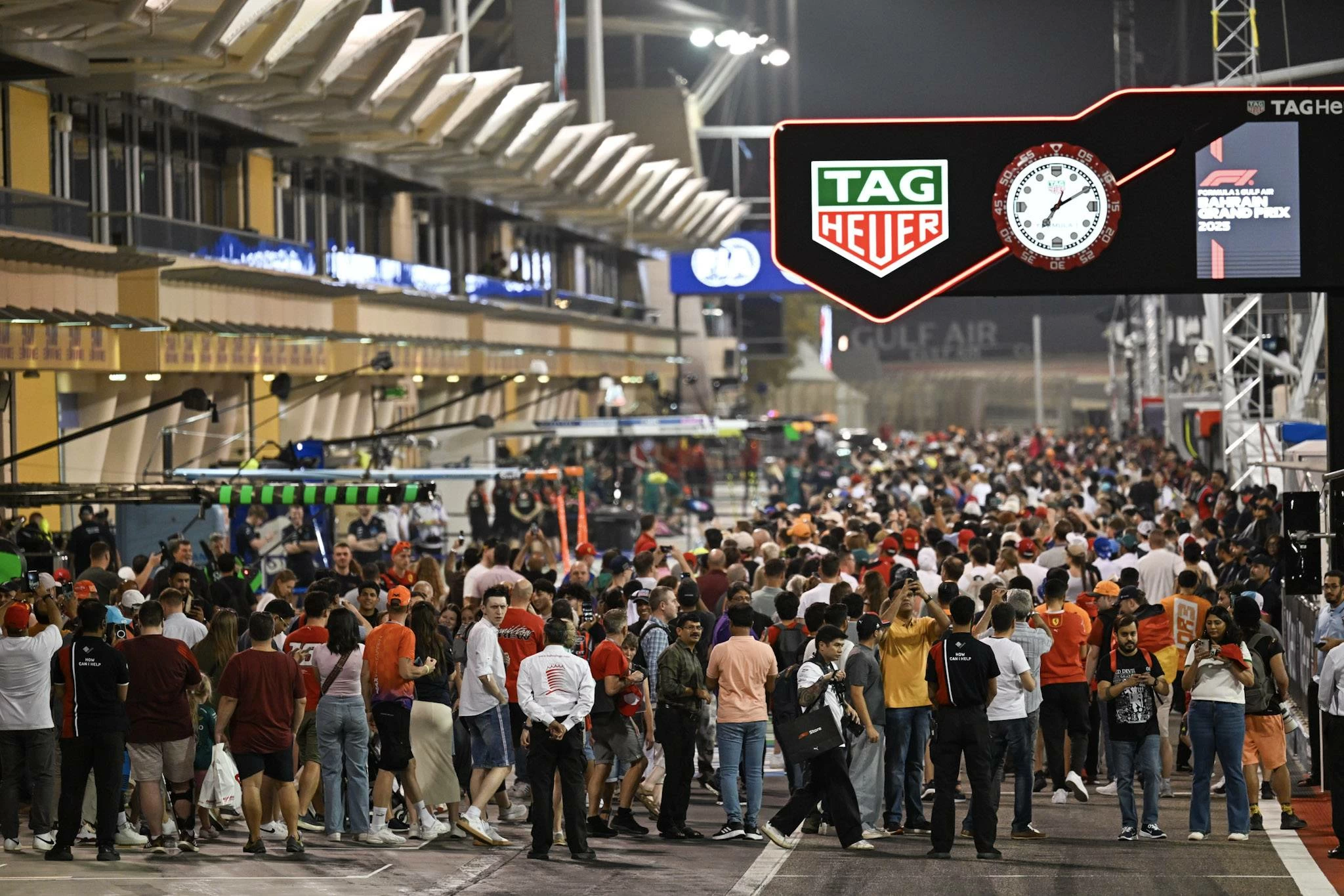 حلبة البحرين الدولية تفتح أبوابها لاستقبال جماهير تجارب الفورمولا وان