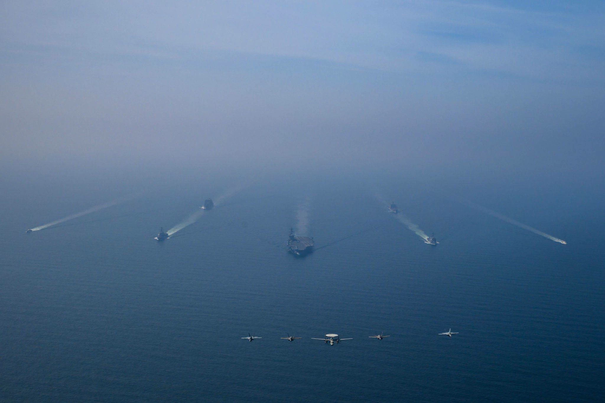 &laquo;أكسيوس&raquo;: واشنطن تقترب من مواجهة عسكرية واسعة مع إيران