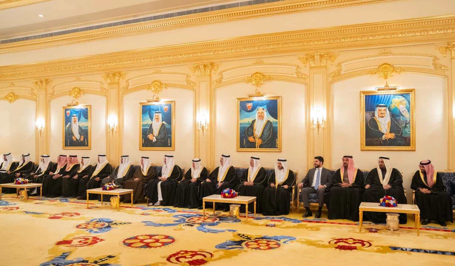 نائب جلالة الملك ولي العهد يزور عدداً من المجالس الرمضانية