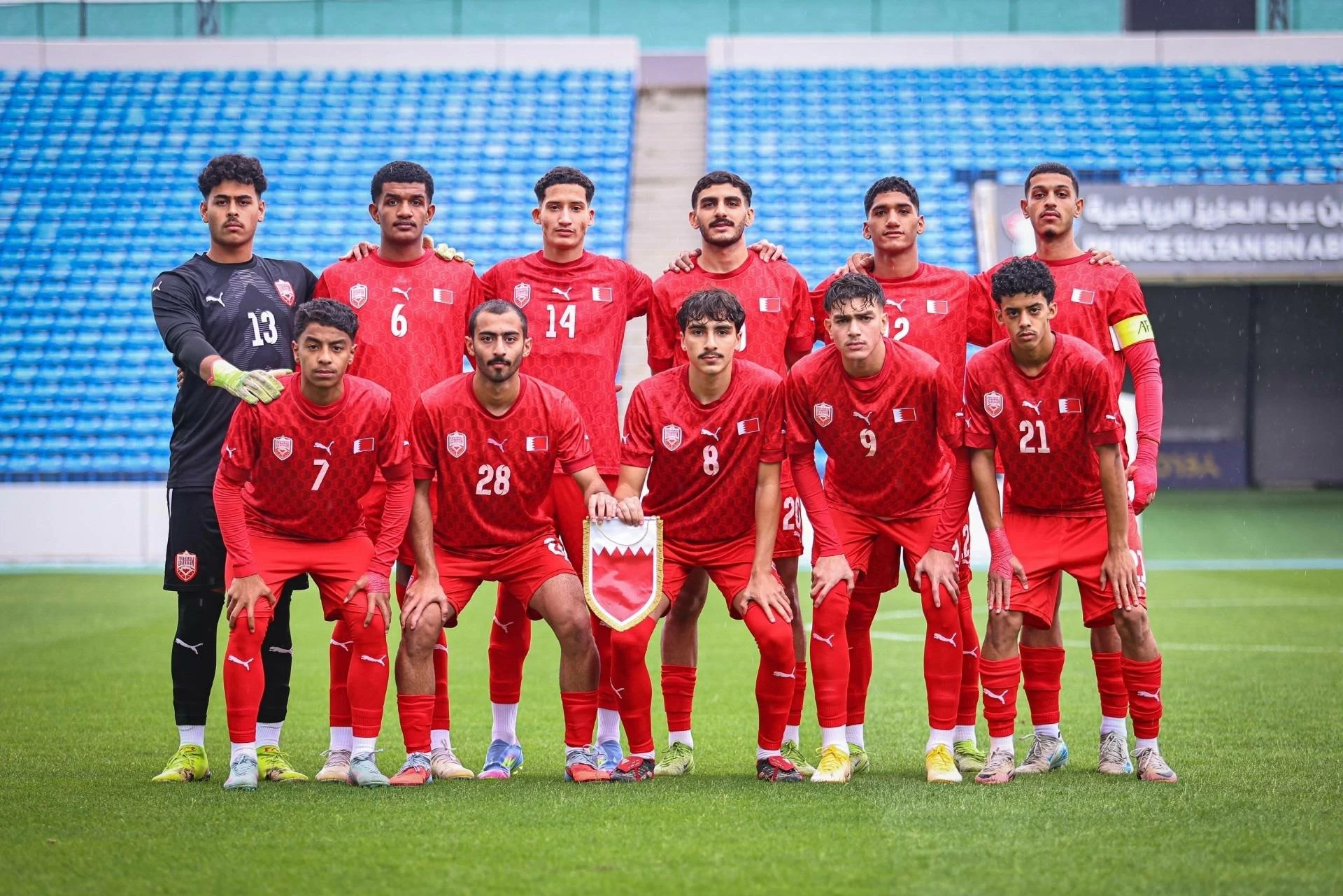 أحمر الشباب يواصل التحضيرات للمشاركة في بطولة غرب آسيا بالكويت