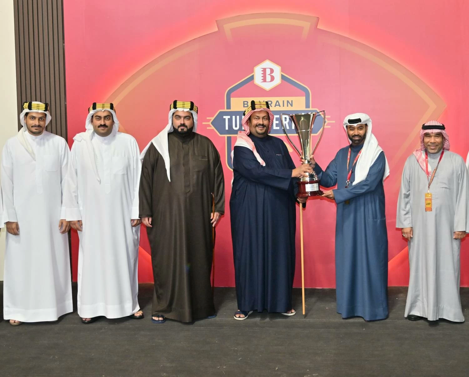 نائب الملك ولي العهد يشهد الجولة الخامسة من بطولة البحرين الدولية للخيل