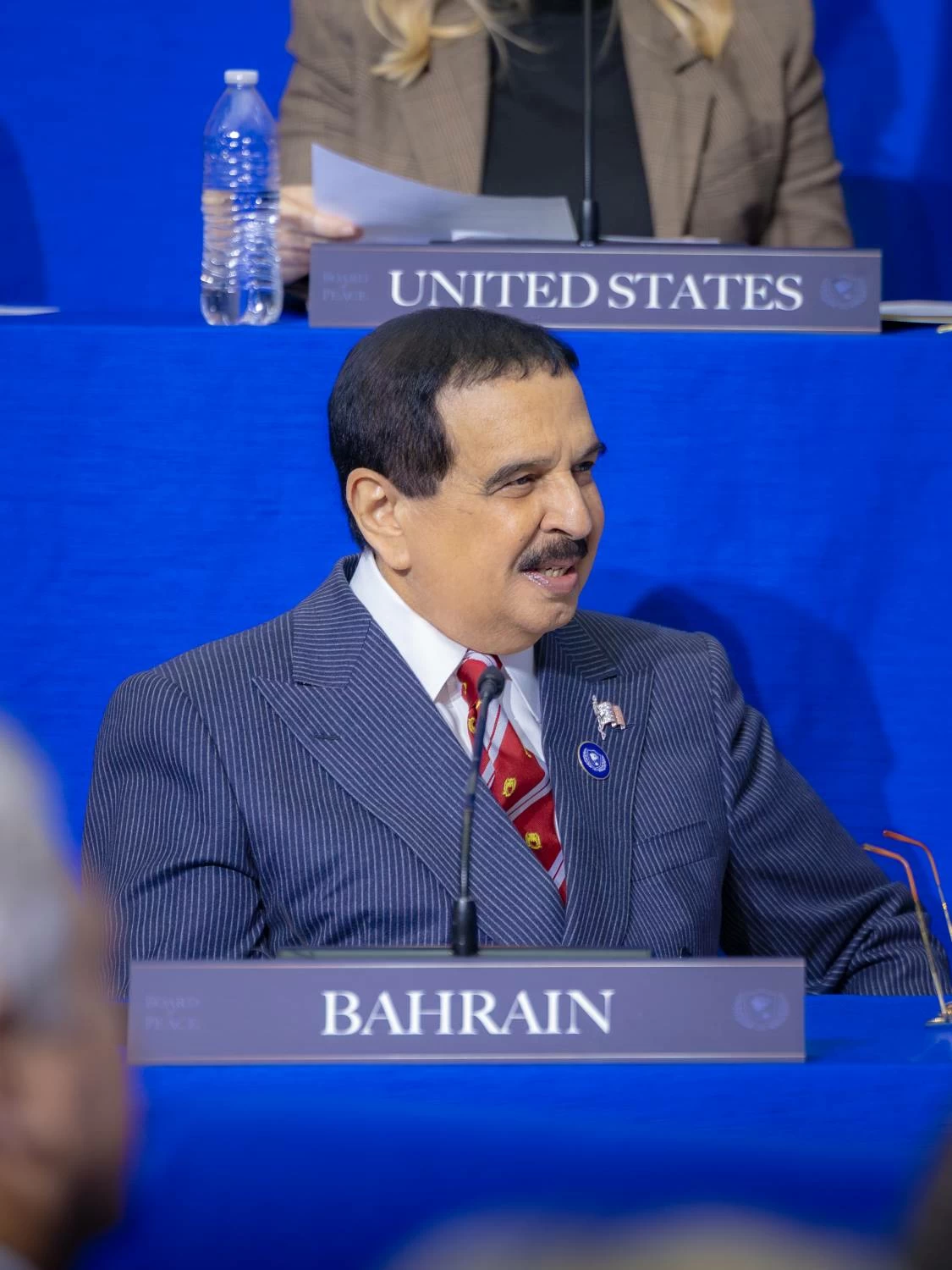 الملك يشارك في الاجتماع الأول لمجلس السلام